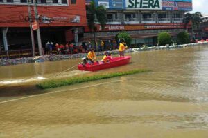 Flood Relief Situation in Ubon – Part I